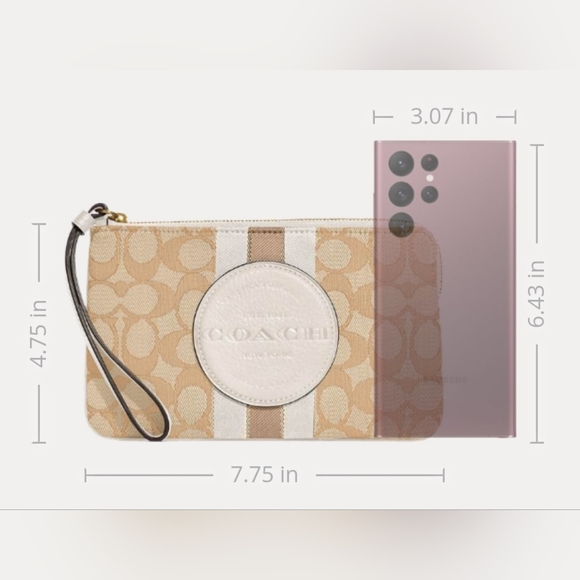 NWT COACH DEMPSEY LARGE CORNER ZIP WRISTLET SIGNATURE JACQUARD STRIPES & PATCH - Picture 6 of 13